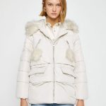 Hooded Short Down Jacket Plush Detailed - Image 3