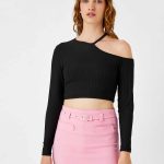 Crop T-Shirt Long Sleeve Window Detailed - Image 3